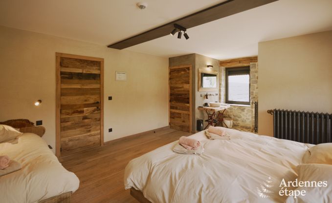 Luxurious villa in Erez�e with 9 bedrooms, 9 bathrooms, indoor pool, sauna and large garden for 24 people