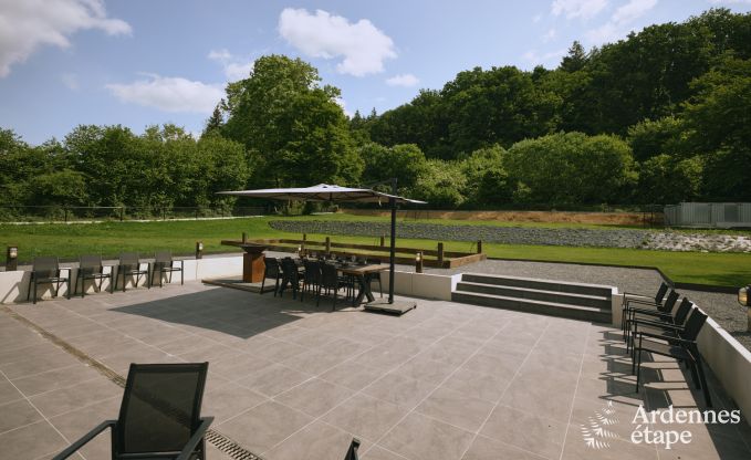 Luxurious villa in Erez�e with 9 bedrooms, 9 bathrooms, indoor pool, sauna and large garden for 24 people