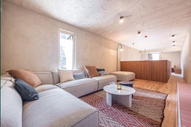 Spacious holiday home in Erezée with swimming pool and gym for 38 sports enthusiasts