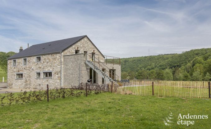 Full-comfort holiday cottage on the farm for 12 persons in Esneux