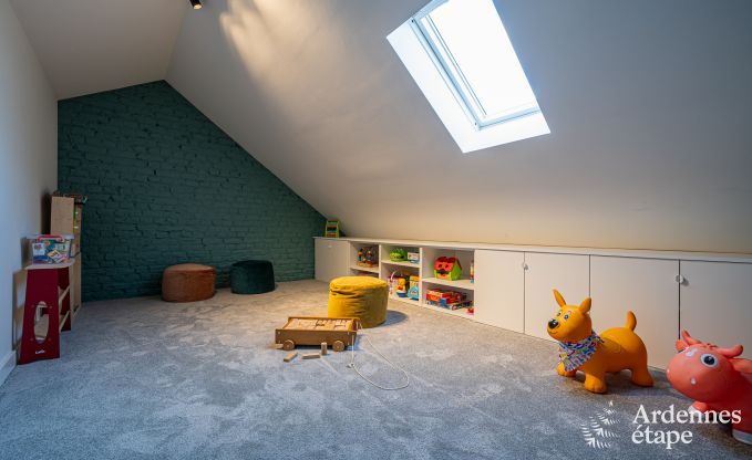 Holiday cottage in Eupen (Lontzen) for 12 persons in the Ardennes