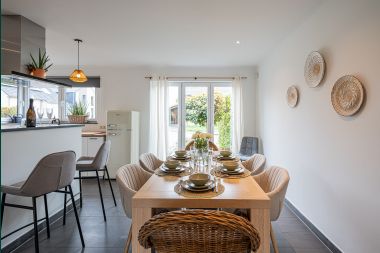 Comfortable house for 7 people in Eupen with 4 bedrooms, modern kitchen, private terrace and garden