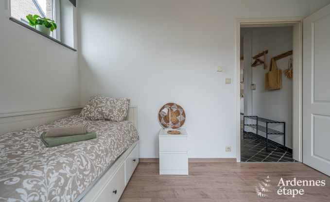 Comfortable house for 7 people in Eupen with 4 bedrooms, modern kitchen, private terrace and garden