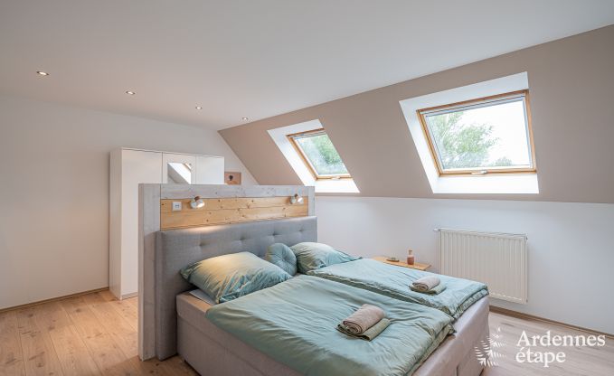 Comfortable house for 7 people in Eupen with 4 bedrooms, modern kitchen, private terrace and garden