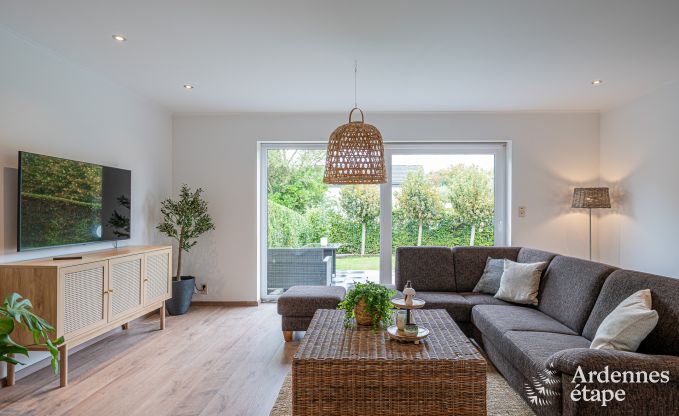 Comfortable house for 7 people in Eupen with 4 bedrooms, modern kitchen, private terrace and garden
