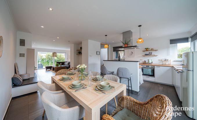 Comfortable house for 7 people in Eupen with 4 bedrooms, modern kitchen, private terrace and garden