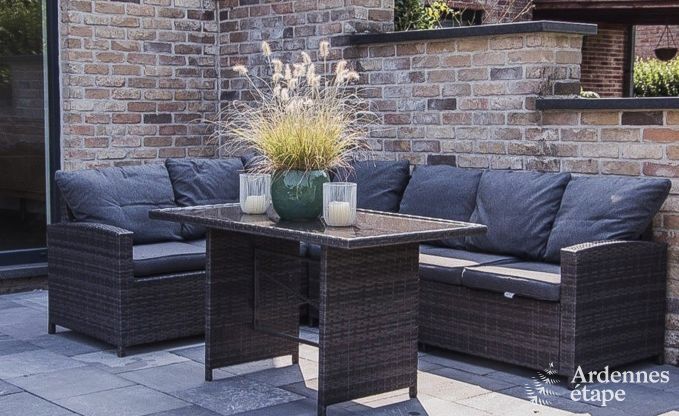 Comfortable house for 7 people in Eupen with 4 bedrooms, modern kitchen, private terrace and garden