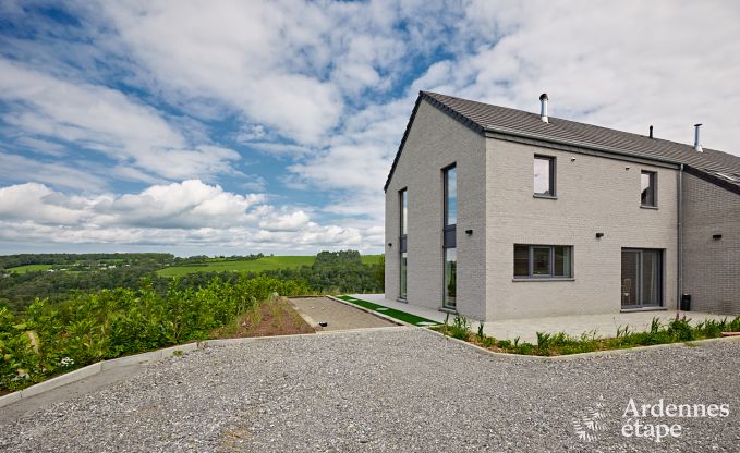 Modern holiday home with 5 bedrooms in Ferrires, Ardennes