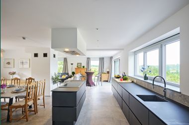 Modern holiday home with 5 bedrooms in Ferrières, Ardennes