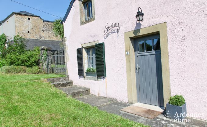 Cosy holiday cottage for 4 pers. to rent at the heart of a village near Florenville