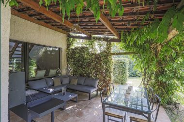 Holiday cottage in Florenville for 8 persons in the Ardennes