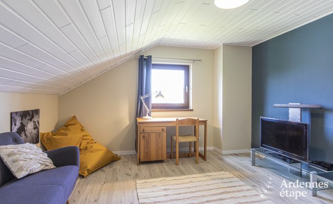 Cosy holiday home for 8 in Florenville in the Ardennes