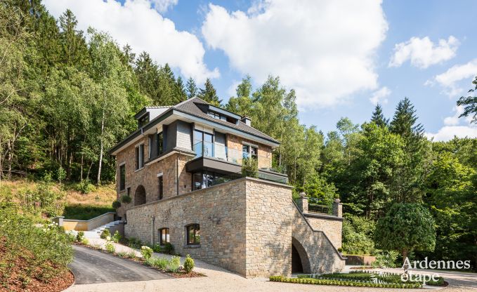 Luxury villa in Francorchamps for 15 persons in the Ardennes