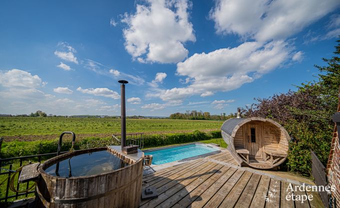 Apartment in Frasnes-lez-Anvaing for 4/5 persons