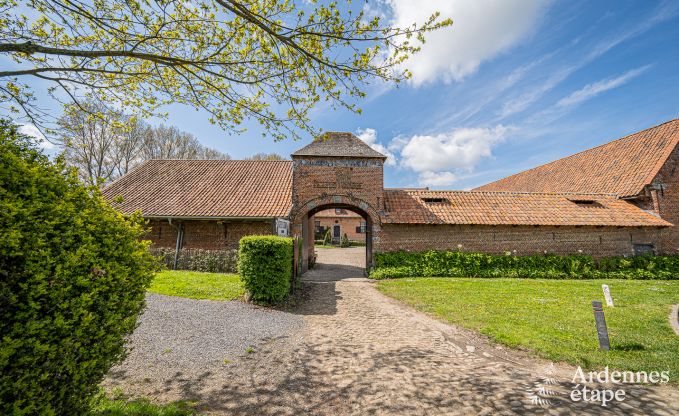 Apartment in Frasnes-lez-Anvaing for 4/5 persons