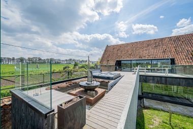 Holiday cottage in Frasnes-lez-Anvaing for 16/17 persons