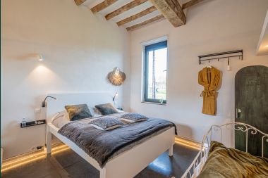 Holiday cottage in Frasnes-lez-Anvaing for 16/17 persons