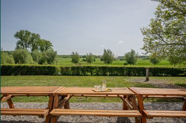 Castle in Froidchapelle for 19 persons with 5 double rooms with private bathroom