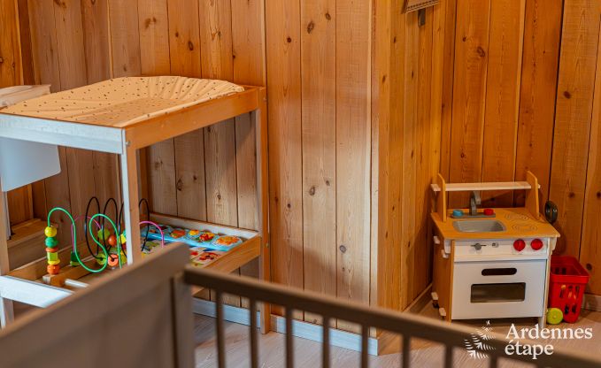 Charming farmhouse in Froidchapelle with 2 bedrooms and private garden