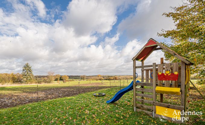 Authentic farmhouse with 3 bedrooms and private garden in a nature park between Sambre and Meuse