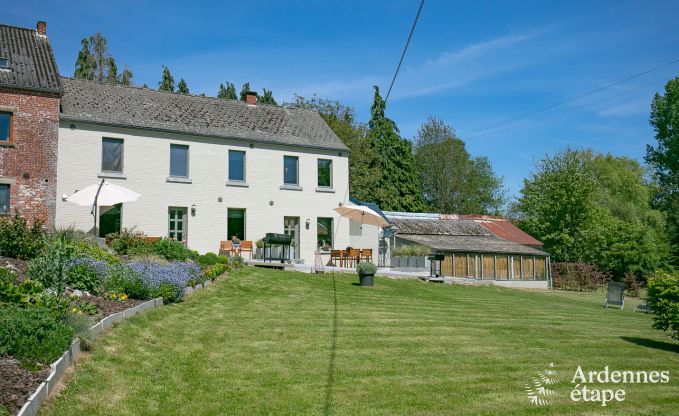 Holidays on the farm for 9 people in the Ardennes (Froidchapelle)