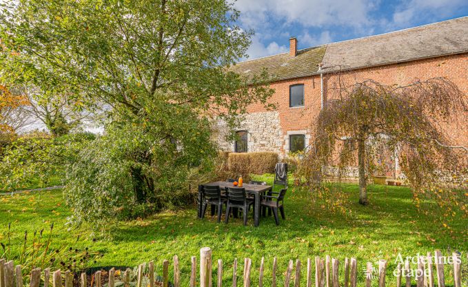 Authentic farmhouse with 3 bedrooms and private garden in a nature park between Sambre and Meuse