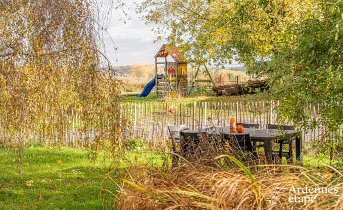 Authentic farmhouse with 3 bedrooms and private garden in a nature park between Sambre and Meuse