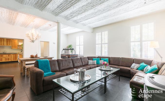 Luxury villa in Gedinne for 18 persons in the Ardennes
