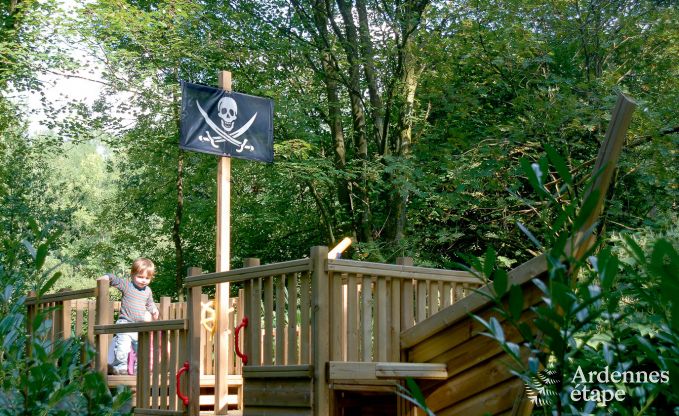 Luxury villa in Gedinne for 18 persons in the Ardennes