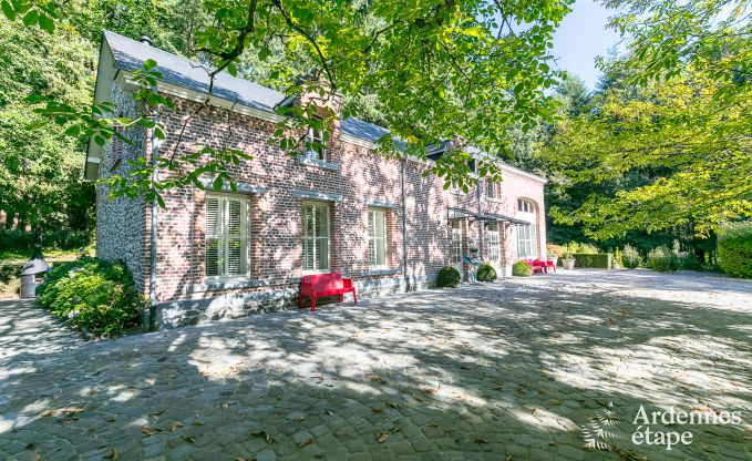 Luxury villa in Gedinne for 18 persons in the Ardennes