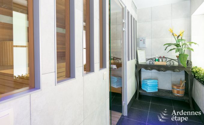 Luxury villa in Gedinne for 18 persons in the Ardennes