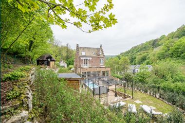 Luxurious manor in Gesves, Belgian Ardennes