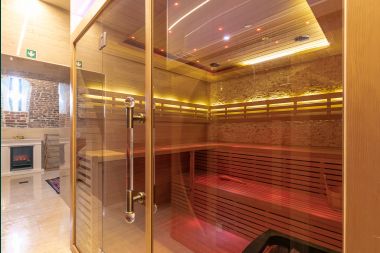 Castle in Gesves for 40 persons in the Ardennes