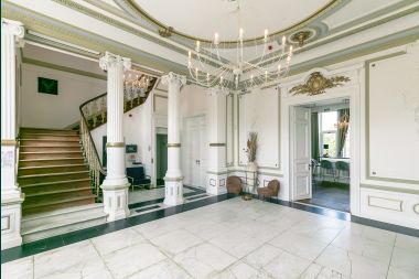 Castle in Gesves for 40 persons in the Ardennes