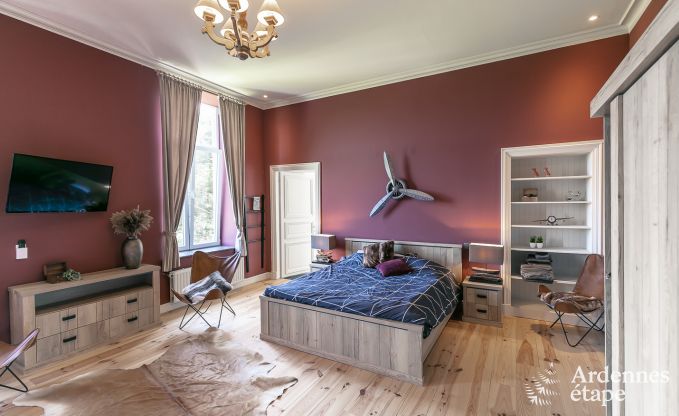 Castle in Gesves for 40 persons in the Ardennes