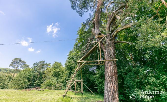 Castle in Gesves for 40 persons in the Ardennes