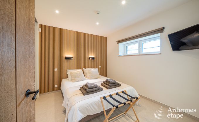 Holiday home Gesves for 6 people with 3 bedrooms and 3 bathrooms, hot tub, petanque 