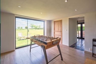 Luxury villa in Gesves for 13/14 persons in the Ardennes