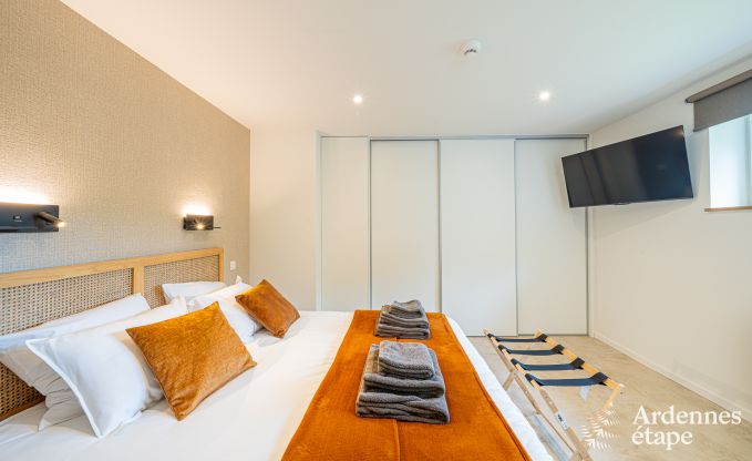 Holiday home Gesves for 6 people with 3 bedrooms and 3 bathrooms, hot tub, petanque 