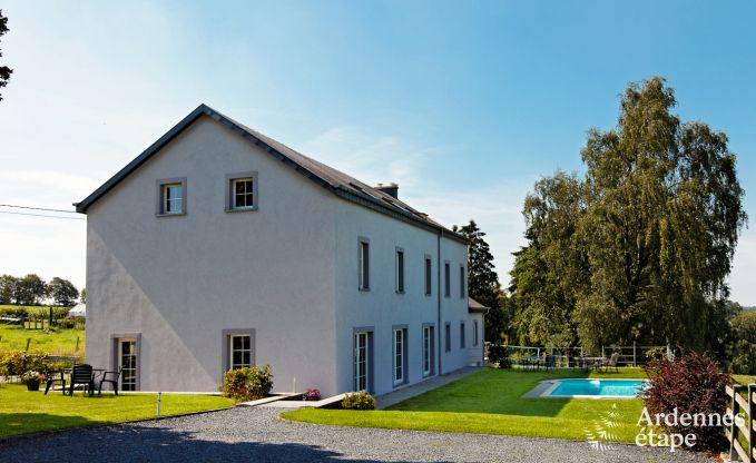 Pretty holiday home for 12 people with outdoor swimming pool in Gouvy