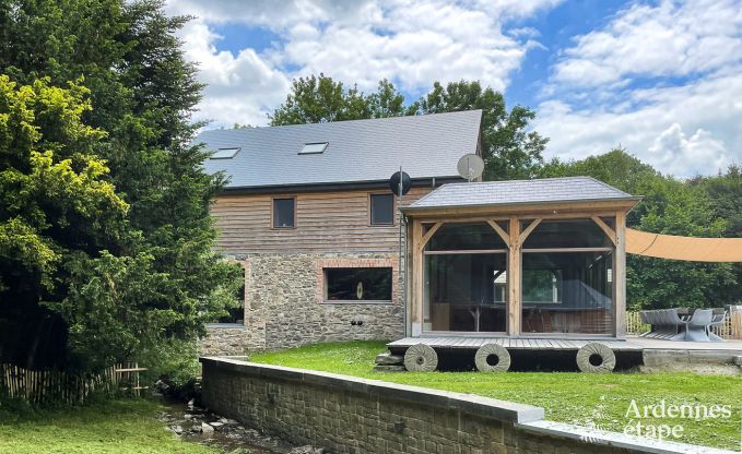 Deluxe large-capacity villa with wellness facilities for 15 persons in Gouvy (Ardennes)