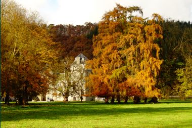 Comfortable and characterful Château dependency for 7 people in Hamoir