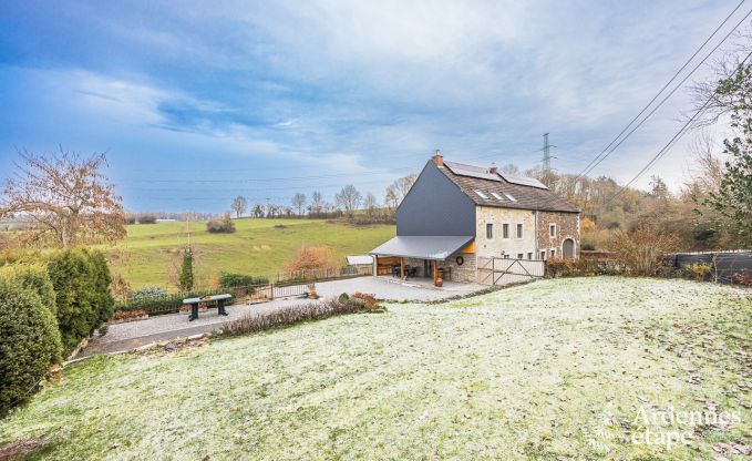 Holiday cottage in Hamoir for 8/9 persons in the Ardennes