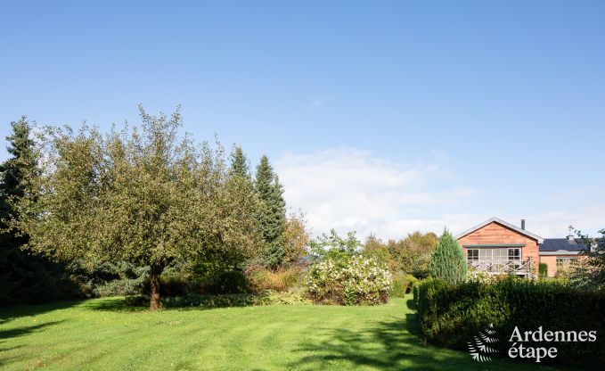 Spacious holiday home for 12 people with swimming pool and private garden in Hamois, Ardennes