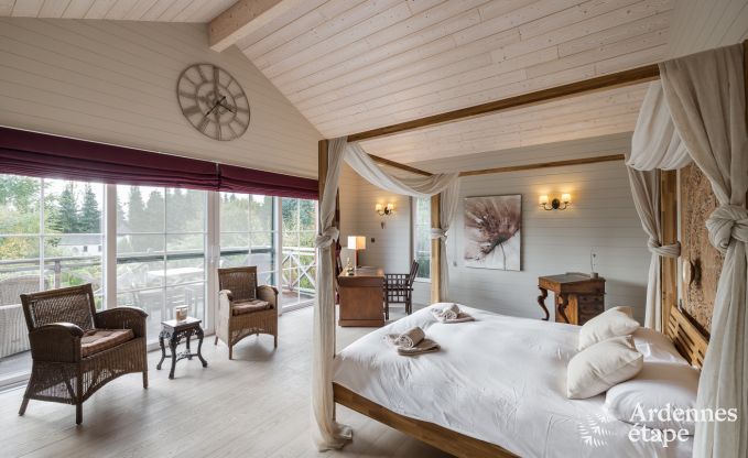 Spacious holiday home for 12 people with swimming pool and private garden in Hamois, Ardennes