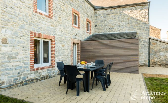Perfect holiday cottage for 10 persons in Han-sur-Lesse