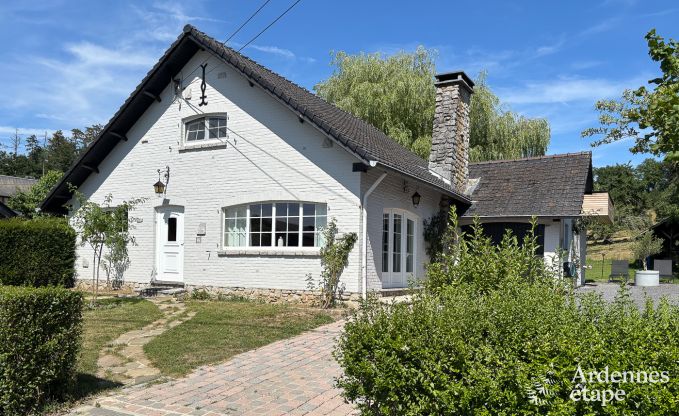 Cozy holiday home in Han-sur-Lesse for 8 people with sauna and garden near the Caves of Han