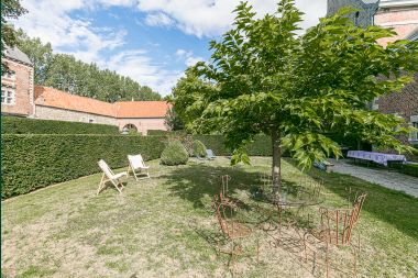 Castle in Hannut for 8 persons in the Ardennes