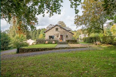 Holiday cottage in Herbeumont for 12 persons in the Ardennes