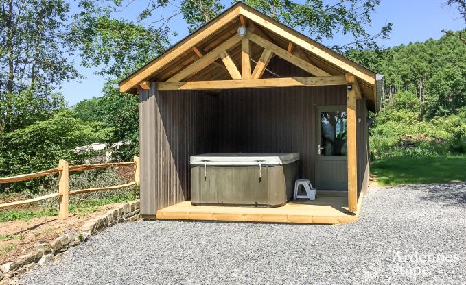 Holiday cottage in Hotton for 9 persons in the Ardennes